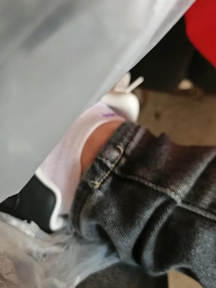 5座车实用还是7座车实用我觉得还是7座车比较实用，毕竟现在都是多人口家庭，还是7