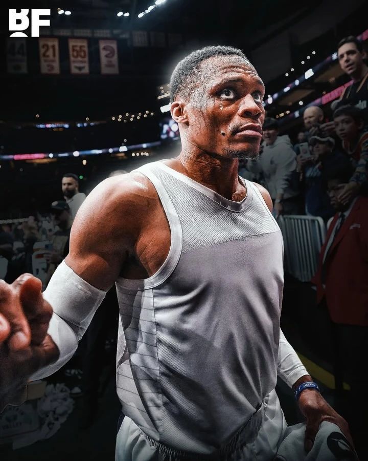 怎么说？记者Jake Fischer透露，威少下赛季可能将不会在NBA打球。“如