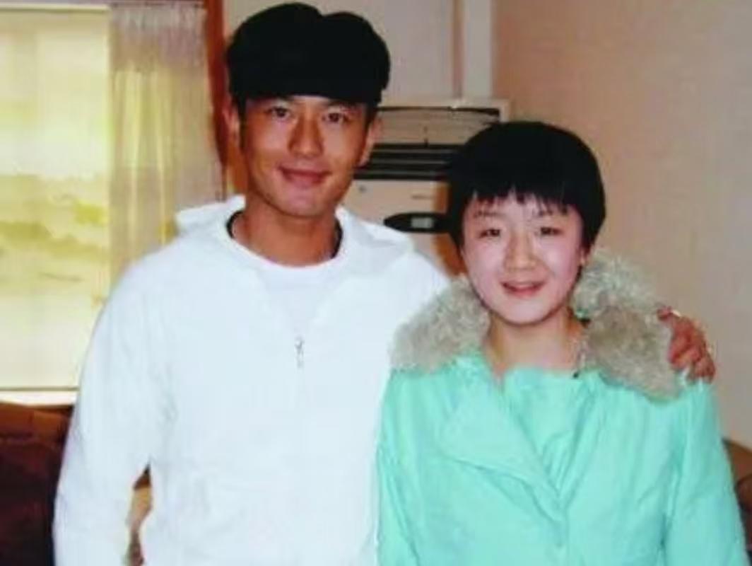 有钱任性！陈梦蝉联女单冠军，表哥黄晓明100个红包祝贺，表哥每个红包发了多少钱？
