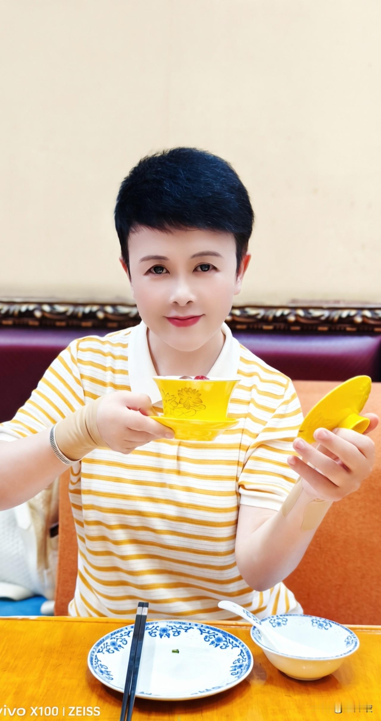 感恩点赞，也祝你心情常明媚，日子顺遂喜乐✨