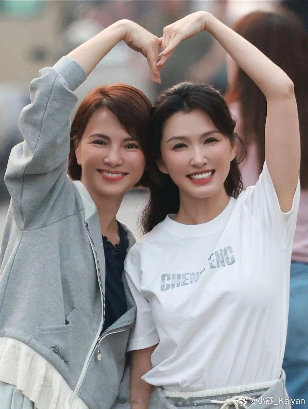 徐洁儿李心洁 双生花这个设定真的有点意思哦，我站一下。 