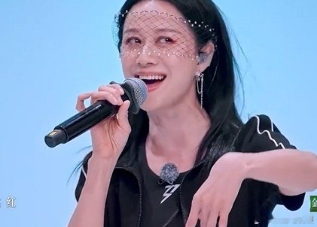 倪虹洁戏腔乘风2025三公小考惊喜不断！倪虹洁戏腔开场太惊艳，声音悠扬细腻，非常