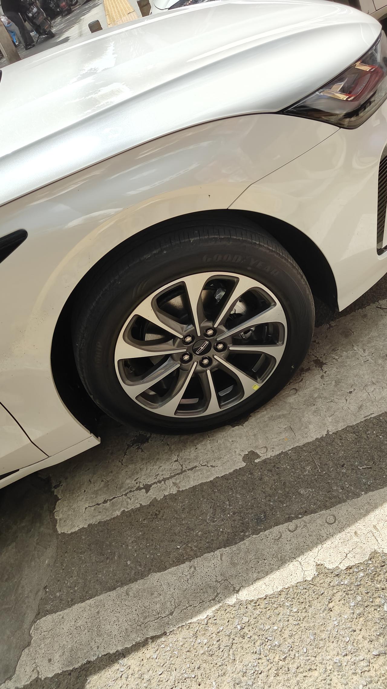 看轮毂猜车🚗