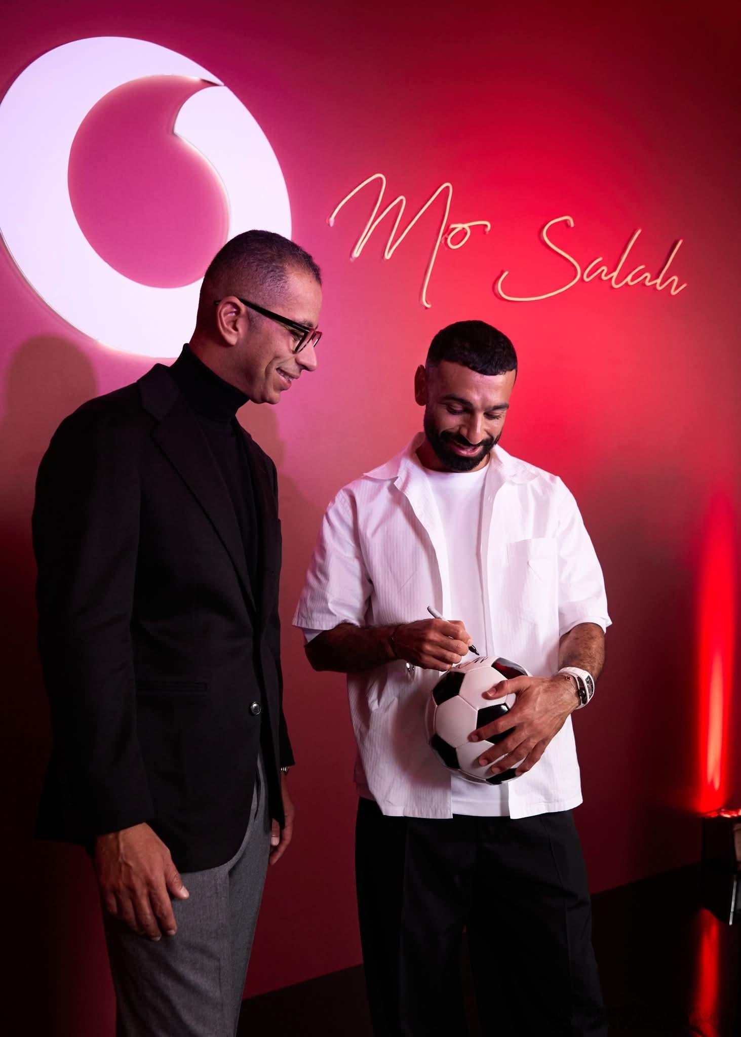 萨拉赫出任沃达丰5G技术大使，经纪人在他的身后目前还不知道什么日子参加的 