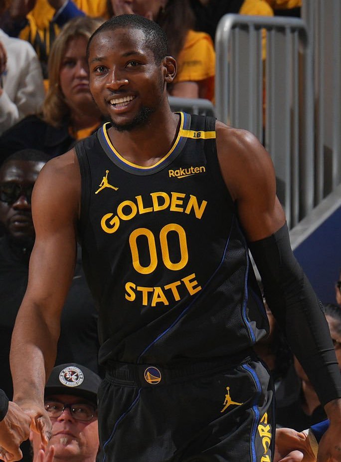 国王/太阳都想签换库明加并且给他首发位置nba ​​​