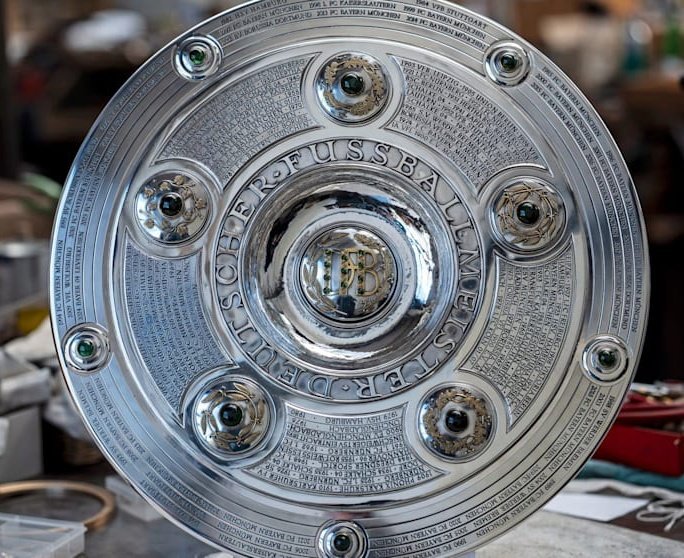 拜仁将在德甲最后一比赛日（5月16日）对阵科隆的比赛结束后，获得一座“新”的德甲