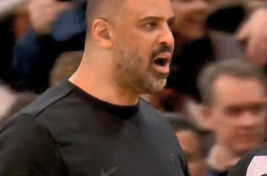 乌杜卡被驱逐始末！
北京时间2月5日，火箭与凯尔特人的比赛来到第三节最后时刻，凯