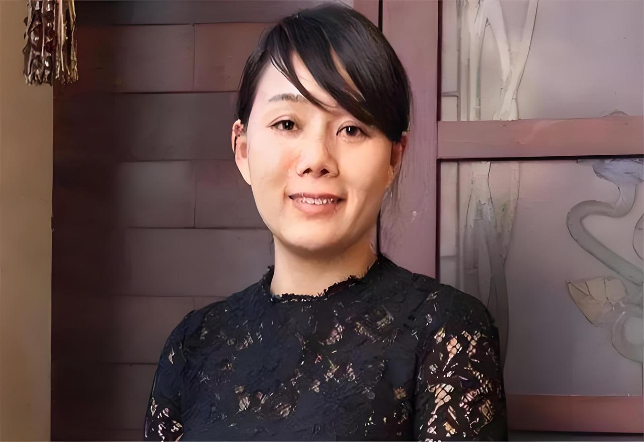 “最牛服务员”杨丽娟辞任海底捞CEO引发不小的热议，因为她的励志经历自带传奇色彩