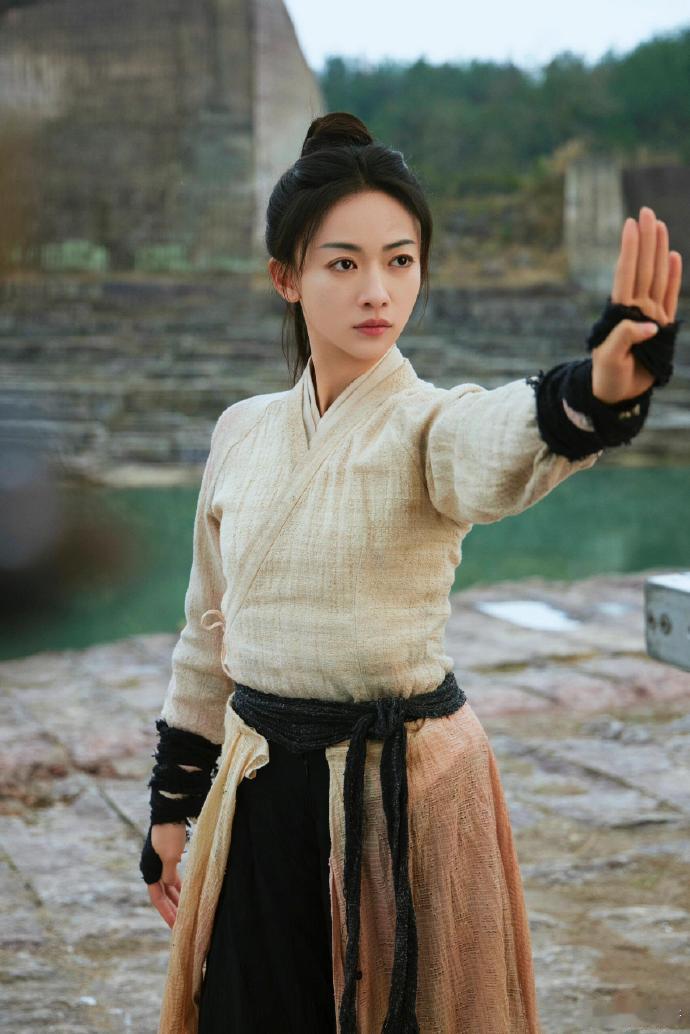 #春花焰一个敢教一个敢学# 试问就有谁能够不佩服慕容璟和眉林！他俩你来我往的极限