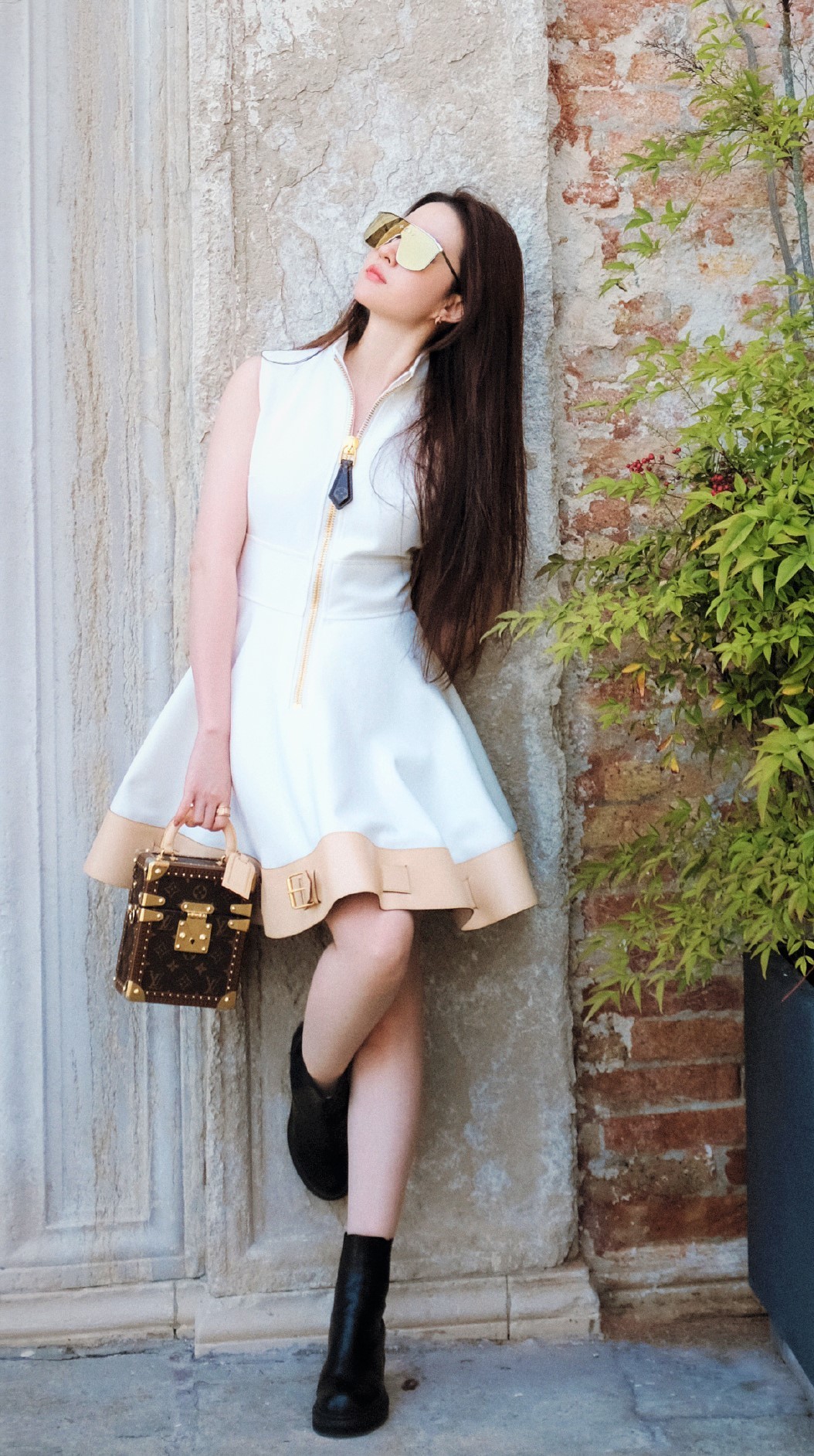 春季里那个百花香……每年的lv都被刘亦菲穿得佷漂亮刘亦菲