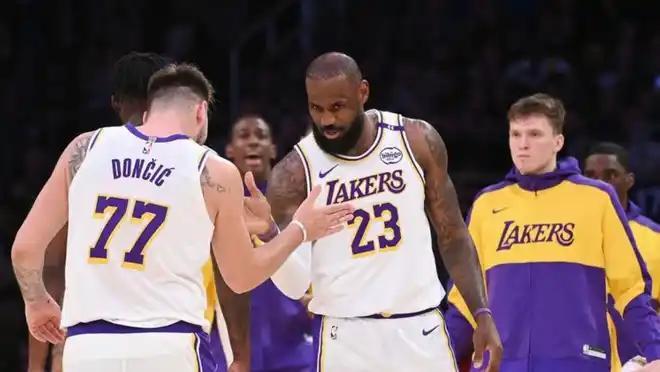 湖人如果首轮打狼的话


那就是把全队命运都绑定在077➕艾顿身上了。

狼的单