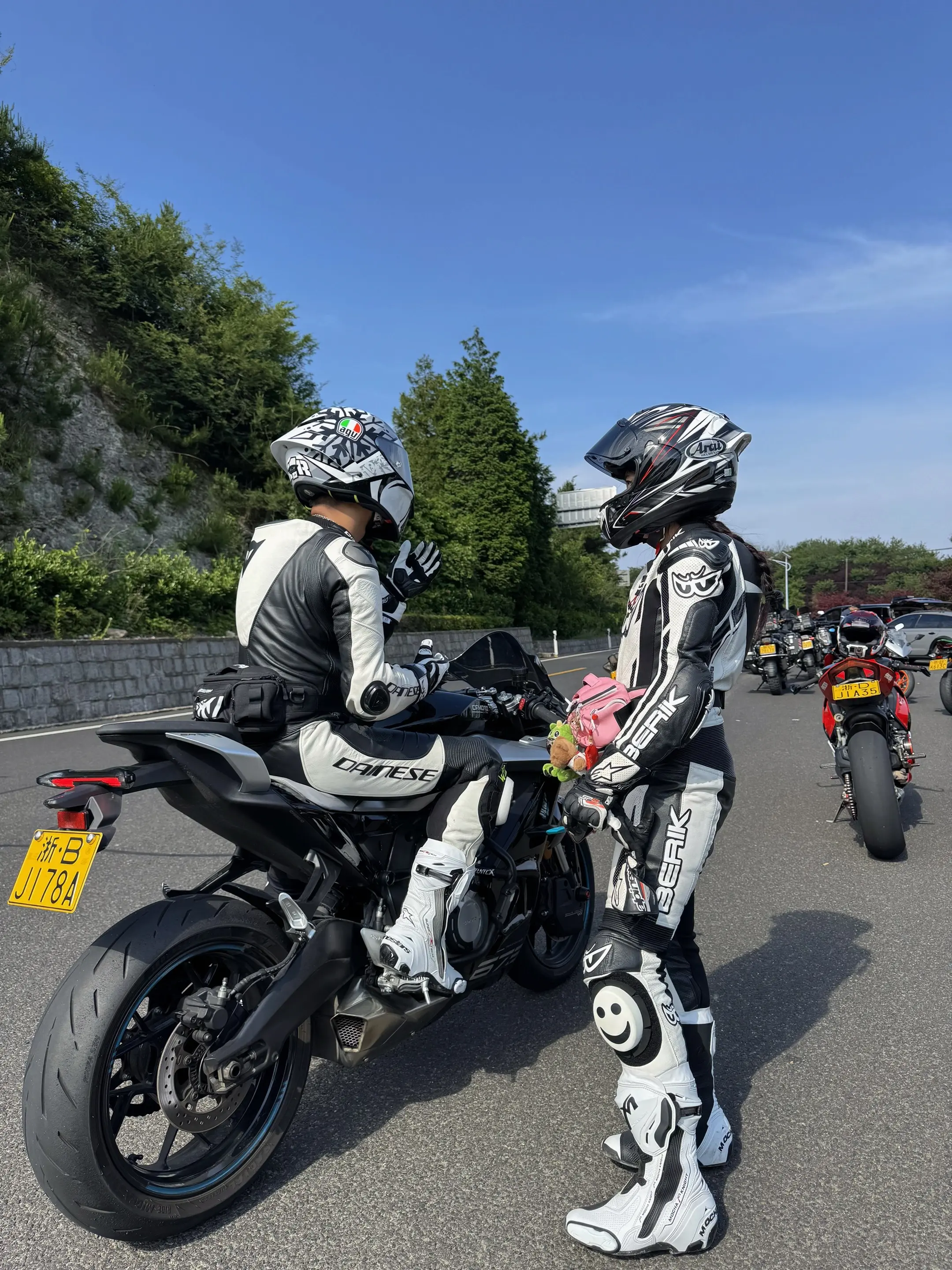 让我看看你们的跑山穿搭
