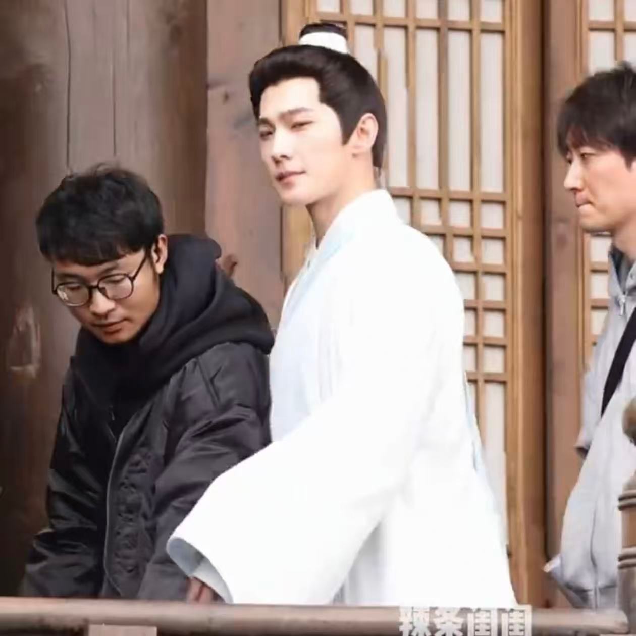 杨洋路透好高清好帅杨洋的头套杨洋路透好高清好帅，白衣书生翩翩美少年的既视感，杨洋