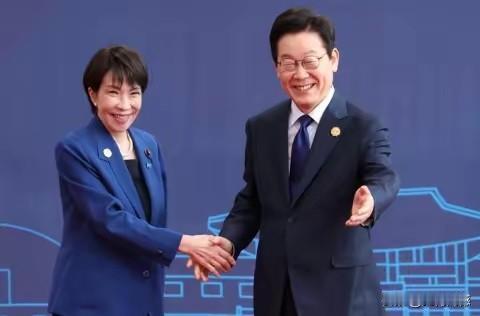 李在明要求我们和本子共存，他这是不是脑回路出现了问题？堂堂一个韩国总统，说出这种