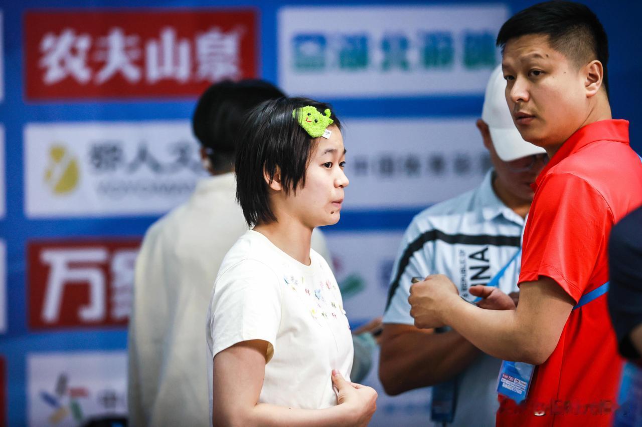 18岁全红婵退赛真相曝光，国家队为何力保她？？如今，18岁的全红婵正面临职业生涯
