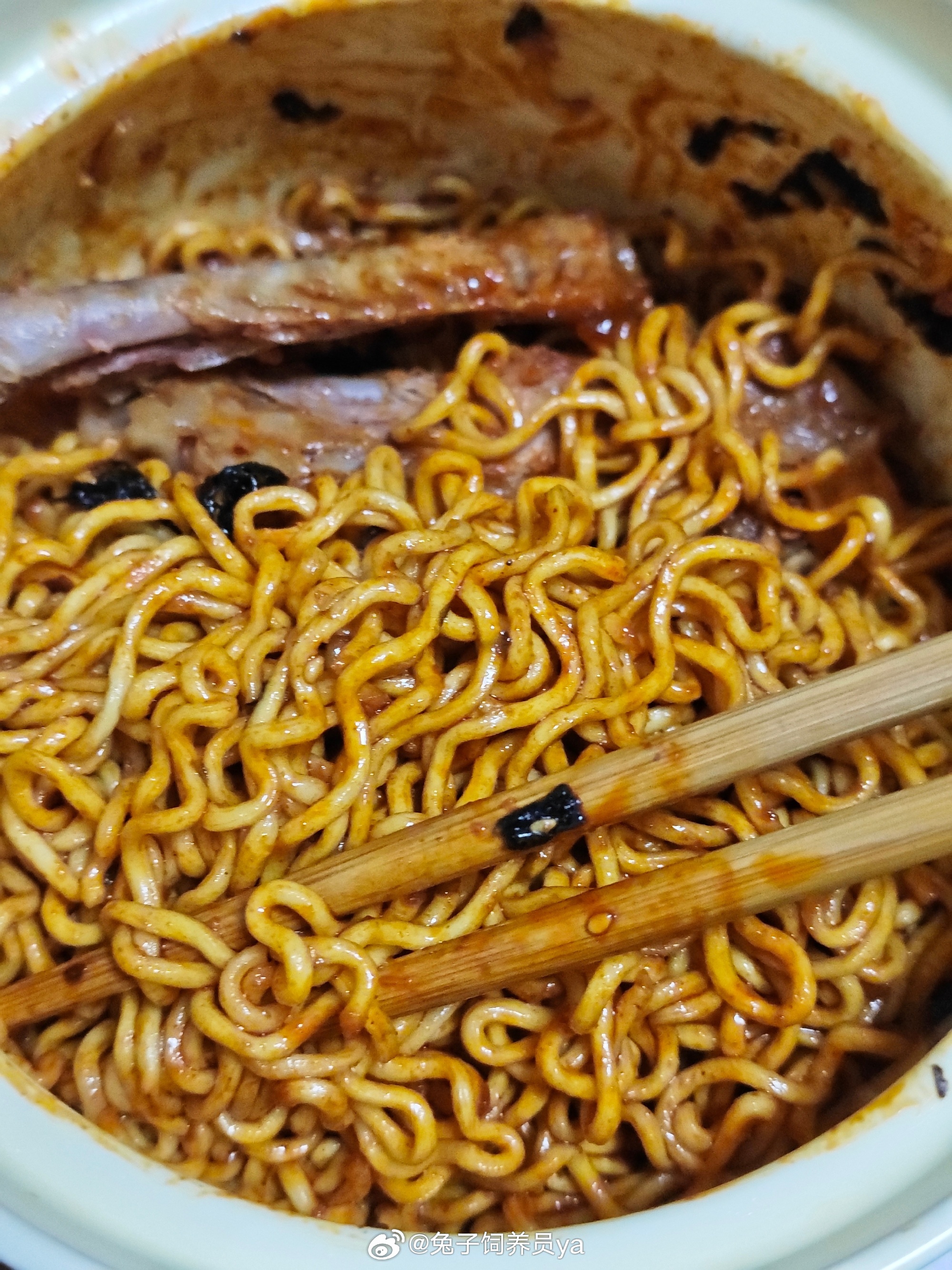 来兔子饲养员家我做饭给你吃呀