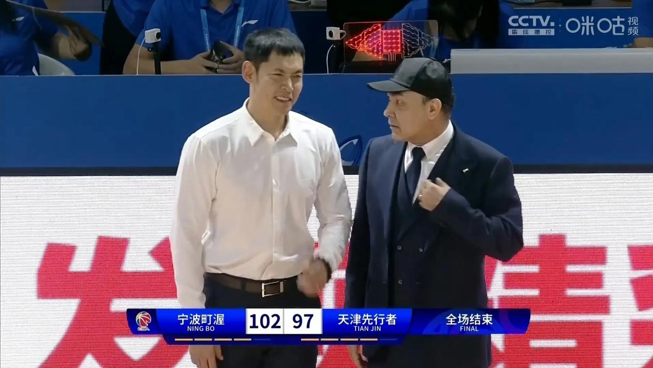 宁波5分险胜天津，拿到新赛季开门红，这也是他们队史常规赛第8胜，宁波球迷们记住第