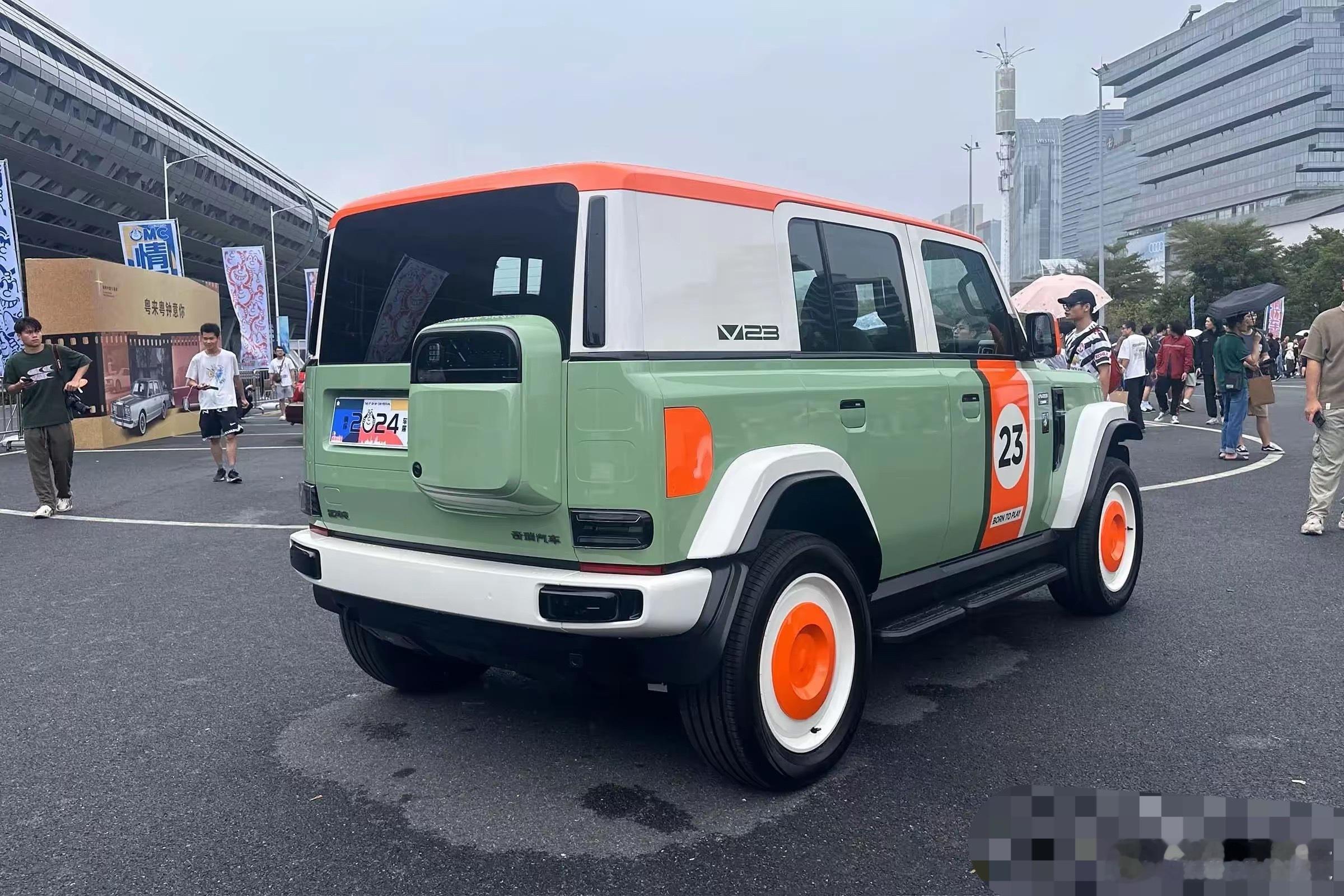iCAR V23纯电紧凑型SUV售价10.98万起：iCAR V23定位为纯电紧