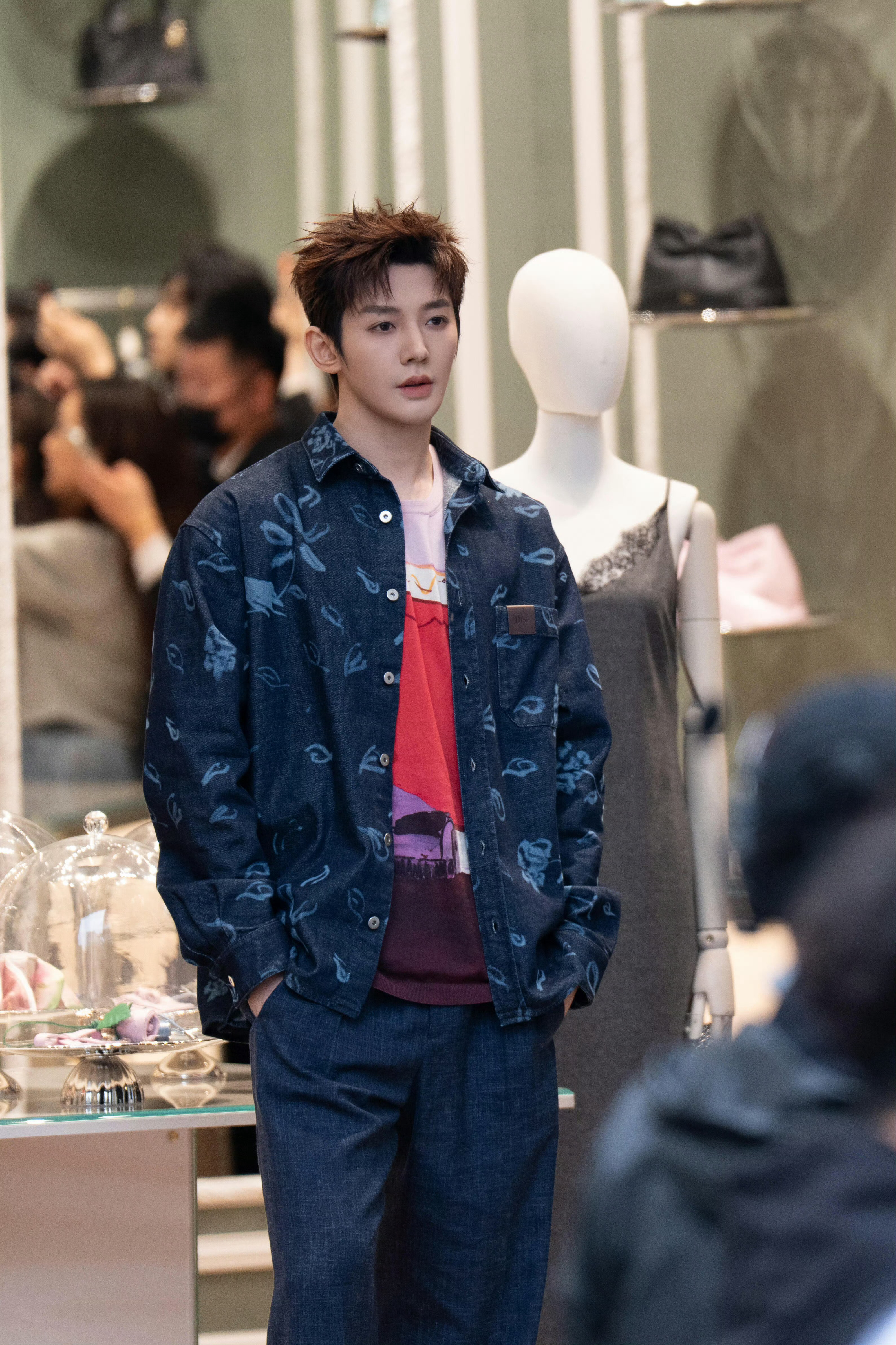 邓为迪奥纯生图 ·迪奥全球美妆大使邓为·迪奥品牌大使邓为 哥哥自带氛围感天选高定