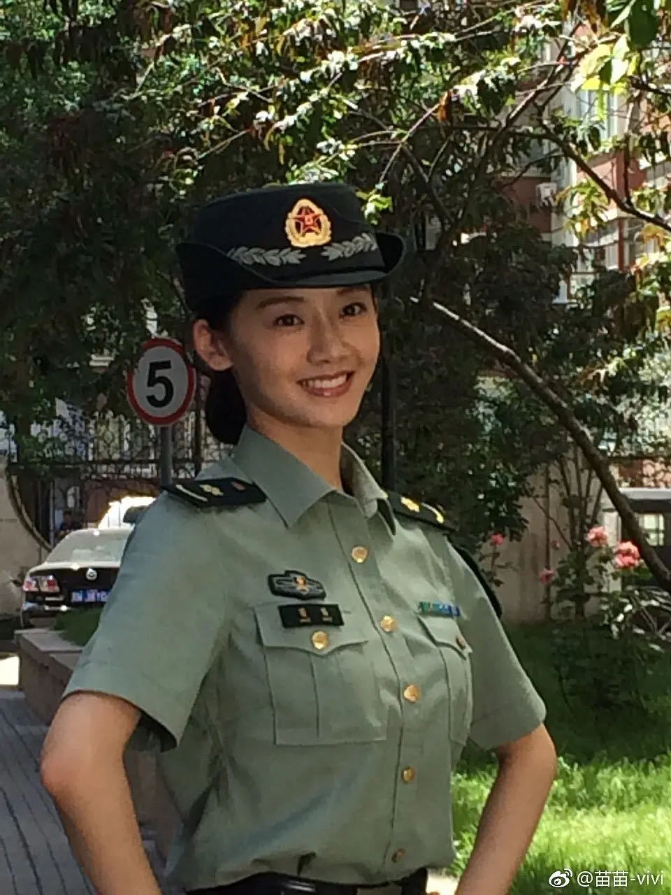 苗苗今年想复出拍戏 苗苗在采访中透露自己今年想复出拍戏，话说这姐确实应该出来多拍