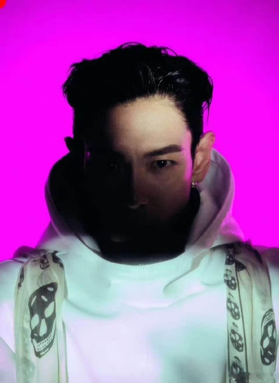 崔胜铉回归预告崔胜铉回归预告公开崔胜铉回归预告公开，哇塞，