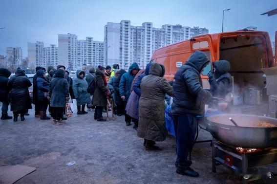 天气预报说，乌克兰将经历持续到下周的严寒期。乌克兰国家紧急服务部门称，部分地区气