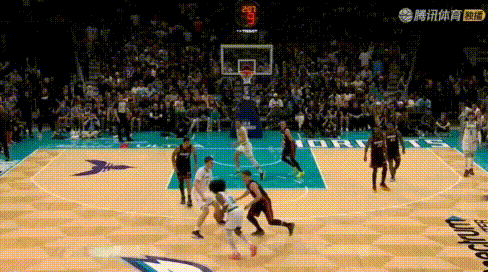 4分钟14分——科比怀特：科比用怀特的得分方式改变比赛！
第3节韦尔帽、维金斯扣