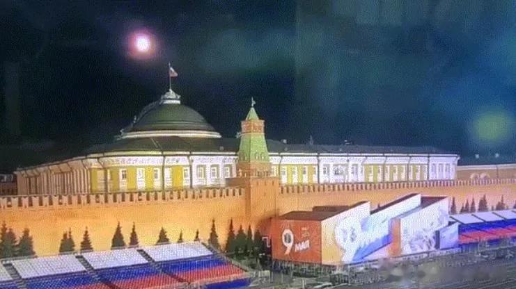 普京刚遇袭，俄罗斯前线就传来撤军消息，透露出3个危险信号！

来源:海峡快讯

