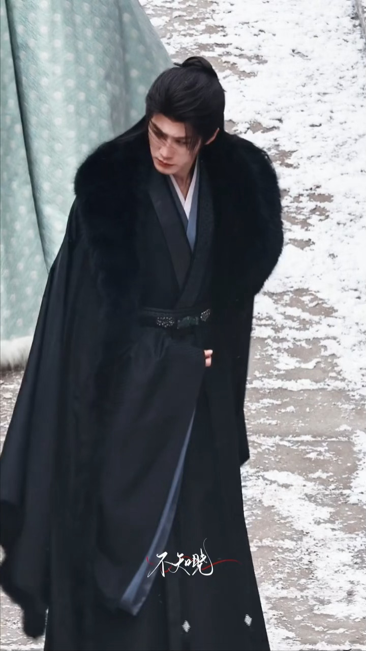 檀健次谢却山路透吉瑟斯吃上细糠了檀健次谢却山路透好对味，雪景和谢却山的适配度30