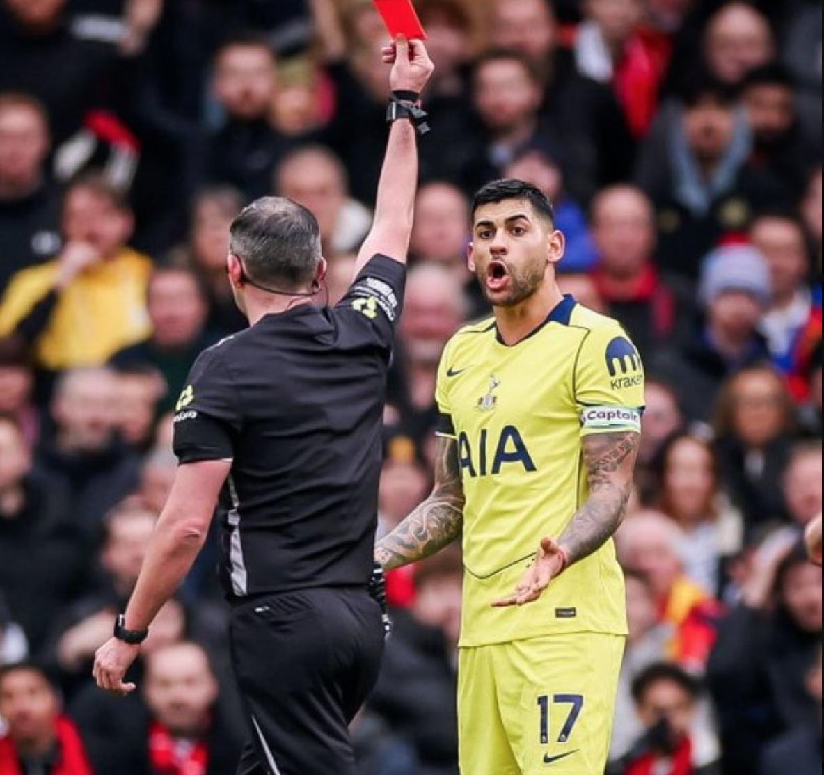 哎，罗梅罗的这张红牌估计会成为曼联vs托特纳姆热刺的关键胜负手...