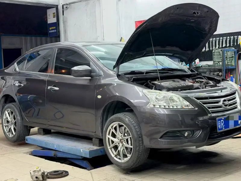 日产轩逸改装MUC前轮MS695六活塞刹车卡钳套装感觉整车都没这套刹车和轮毂贵吧