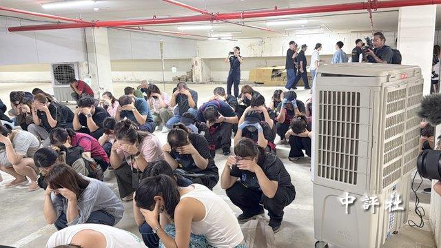明年将破万亿！台湾军费史诗级暴增，民进党准备一条道走到黑
台湾防务预算在蔡英文执