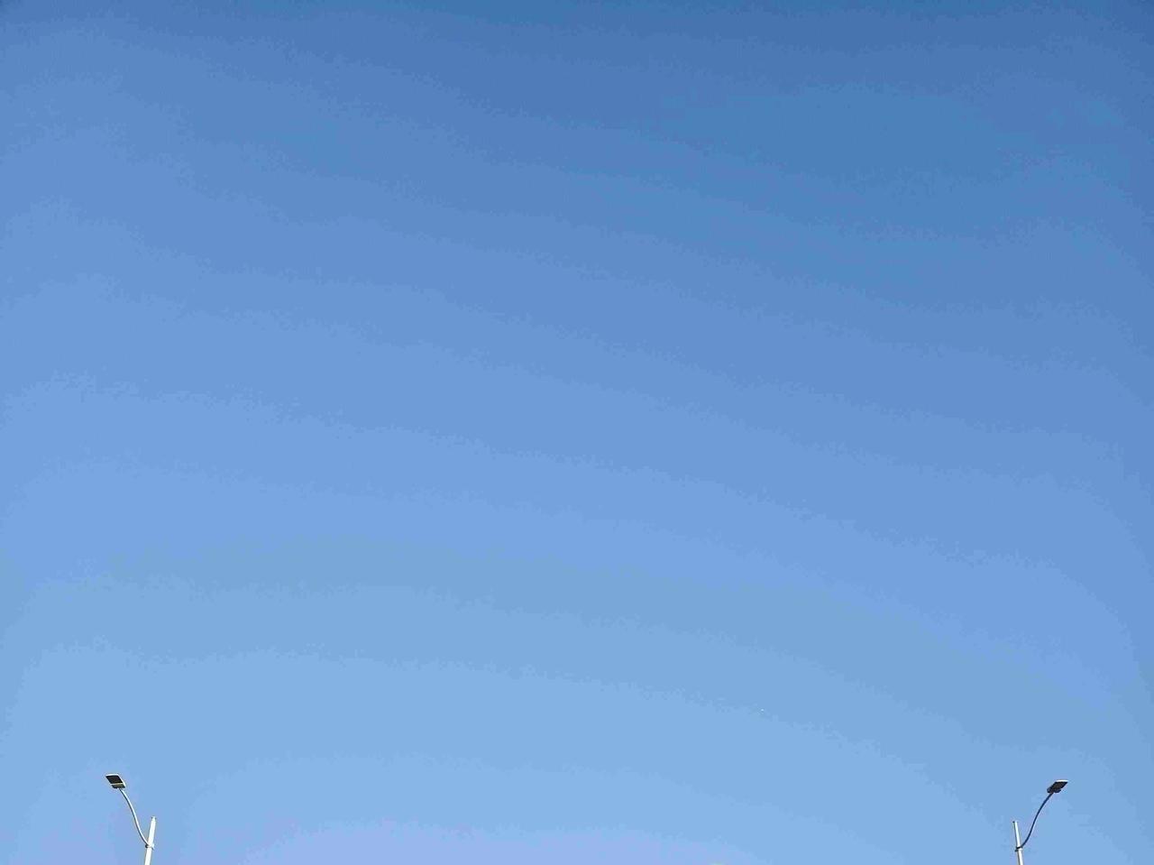 我的今日状态：😁轻松愉快
我这里的天气：☀️晴天