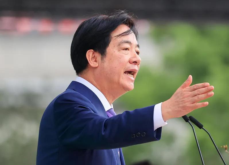 外媒今天报道，赖清德妄言道，“台湾人民与人为善，不再反攻大陆，但也不愿意被共产党