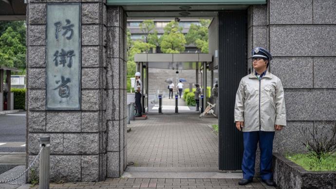 日本72年来头一回改军种名——"航空自卫队"要叫"航空宇宙自卫队"，俩字一加，手
