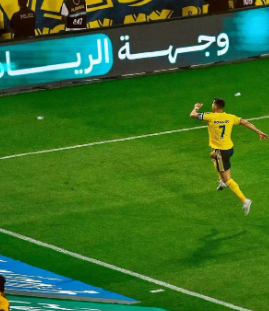 Opta将C罗争议球算作乌龙 FIFA官网的Match Centre已经把这球登