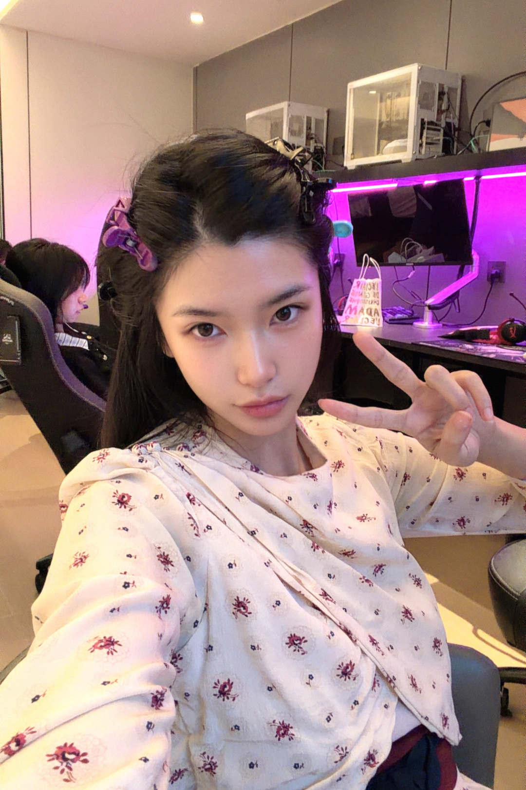 我开始弄头发了 你们在哪 ​​​