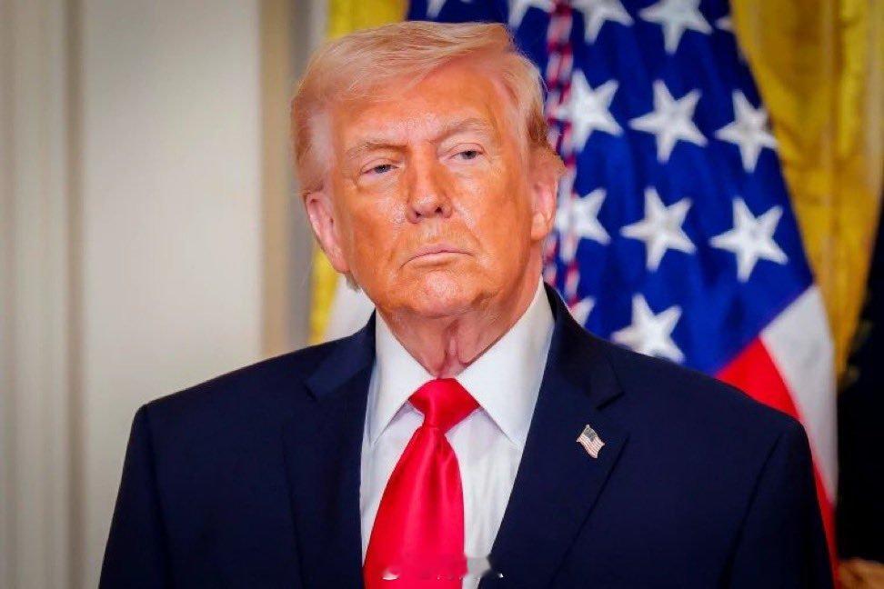 《纽约时报》的社论版写道：“特朗普对伊朗开战，既未向美国民众也未向世界解释其战略