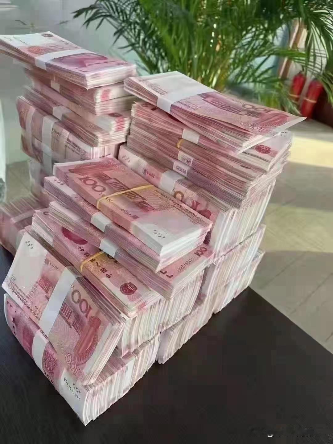 昨天，做梦我又被吓到了，难为我还记得概况。

最近，有测评工作，大脑开始绷着一根