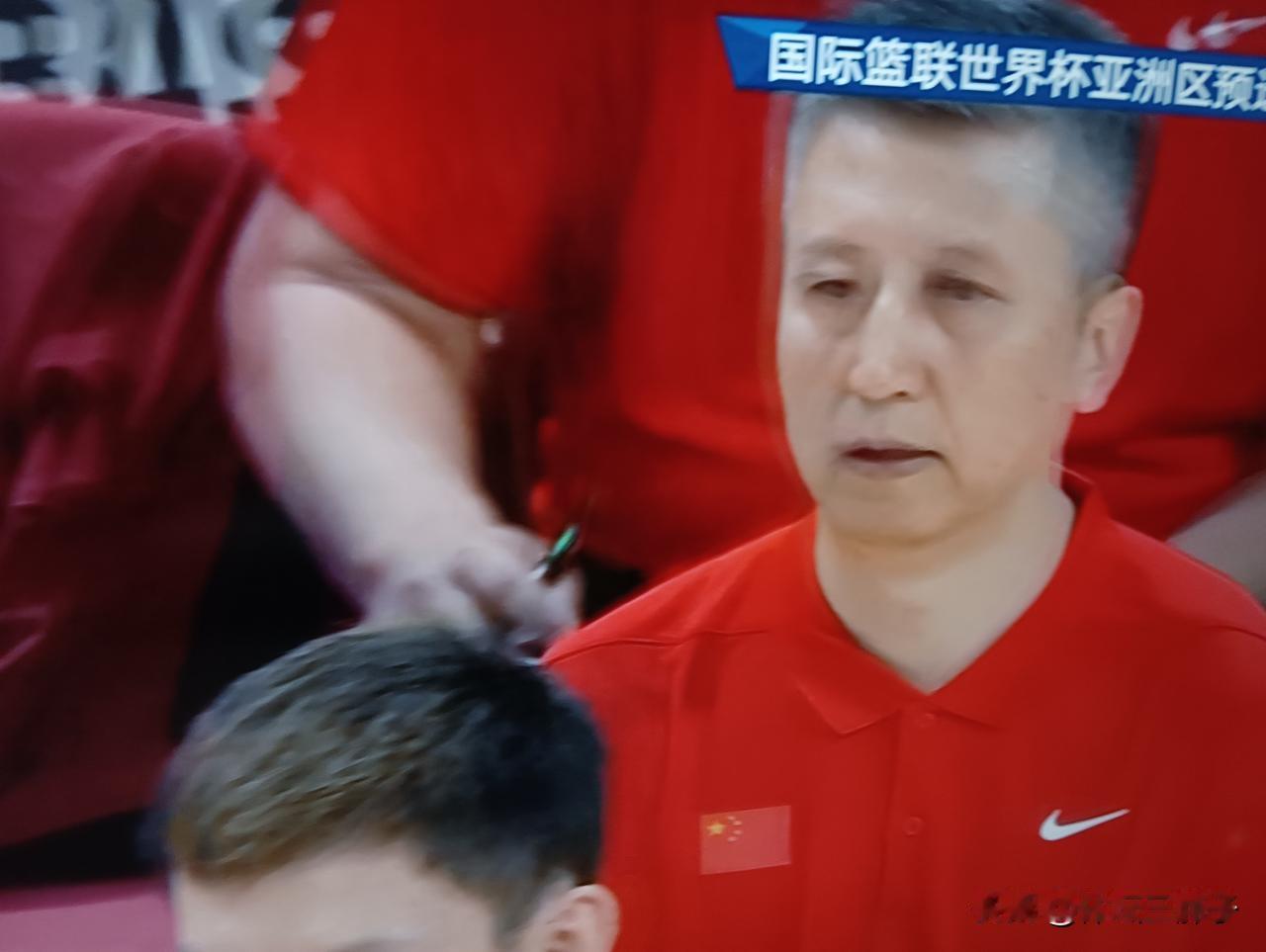 郭士强用二十年的努力和隐忍，才摆脱了偷笑门给自己带来的打击。恐怕没有一个人，会给