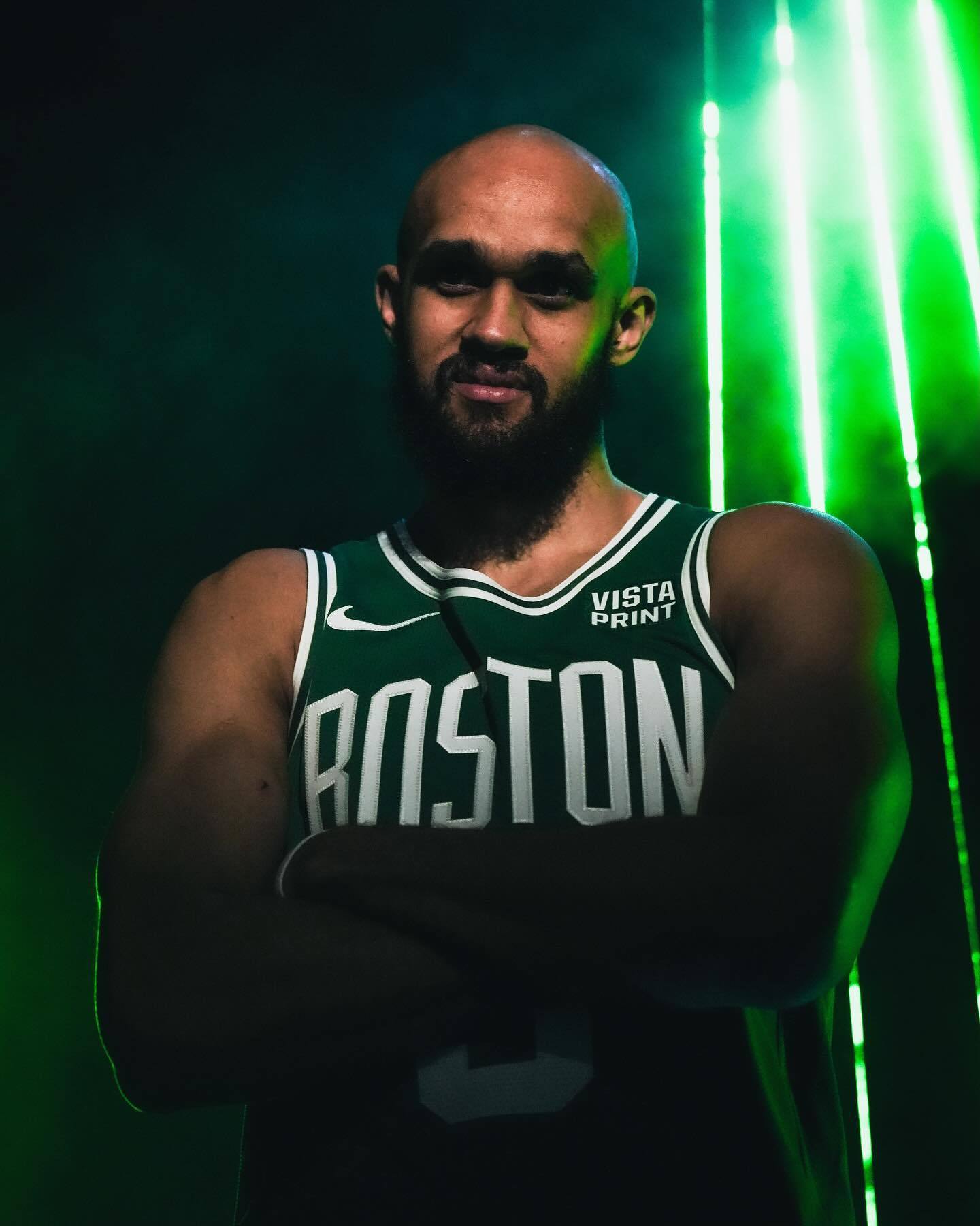 D.White ​​​
