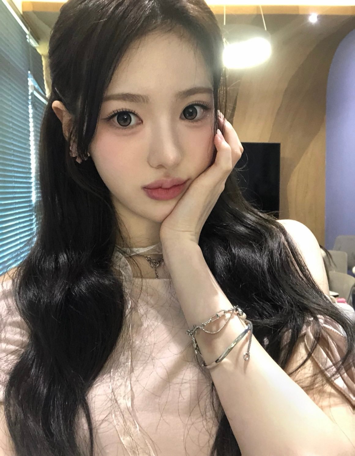 260512 KiiiKiii SUI李守彬 