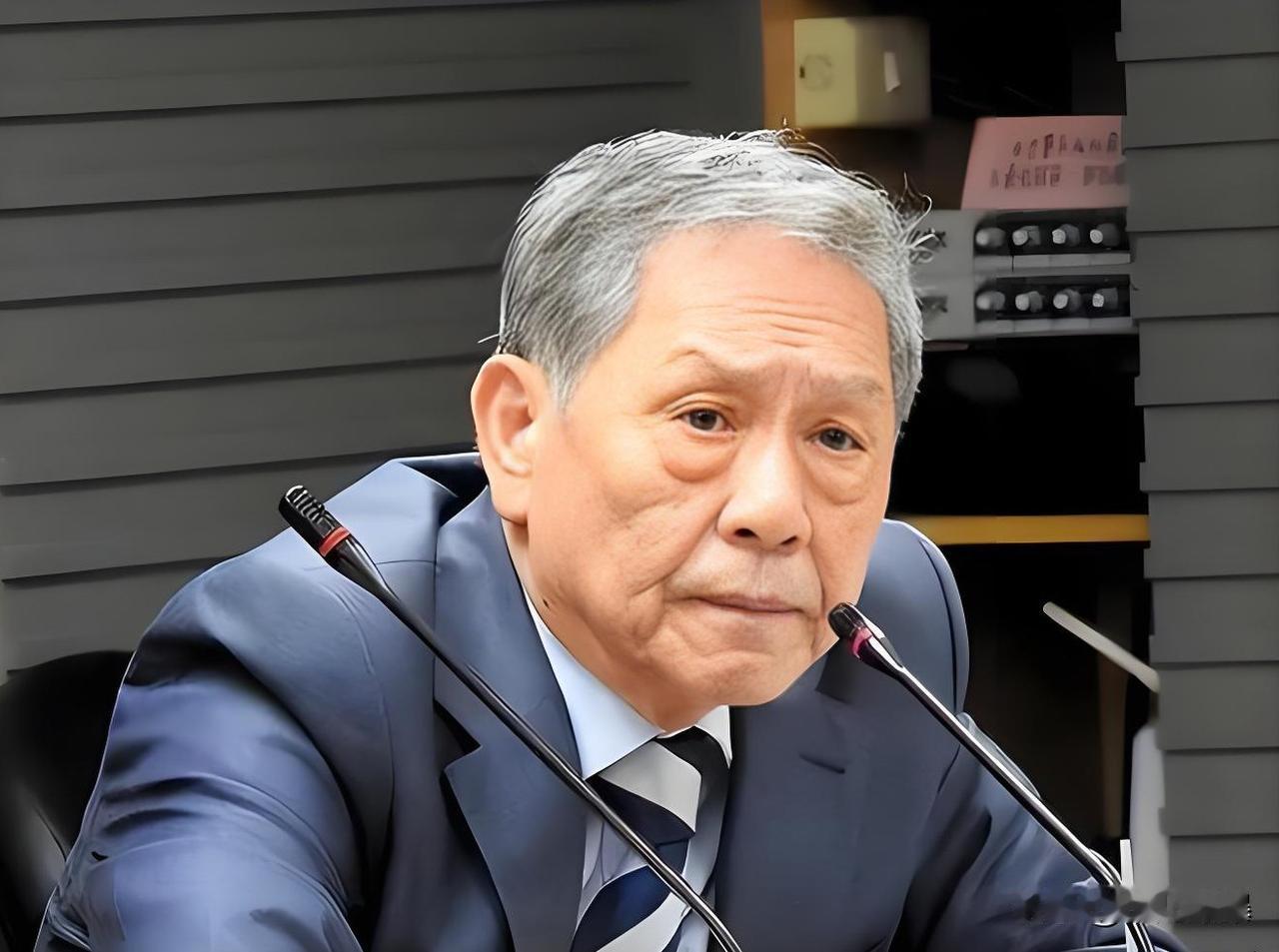 7月7日，台湾退役中将帅化民解读此次潜射导弹试射：外界研判本次发射的巨浪3潜射导