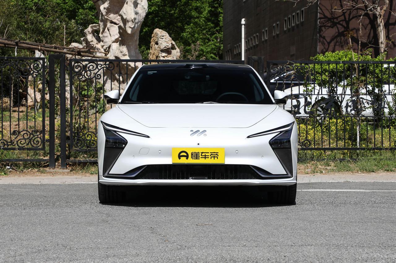 二手智己L72022款现在14万就能买，但别急着下单，先看清楚到底值不值。我上个