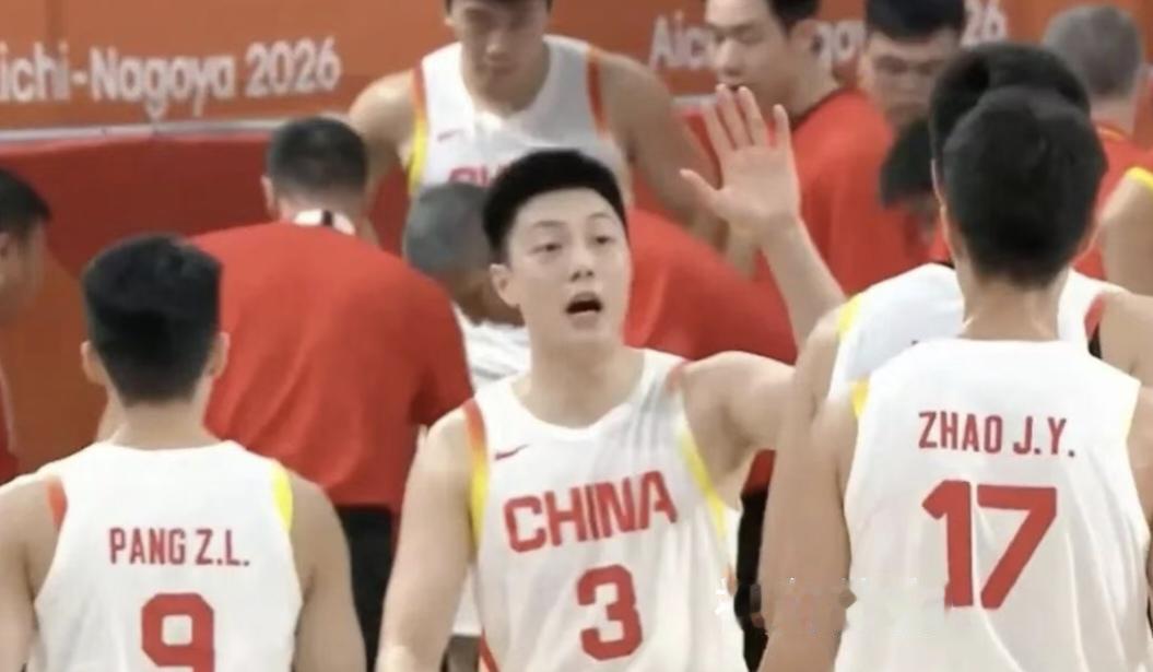 亚运会男篮铜牌战，中国男篮70比79不敌伊朗男篮，最终排名第四。
从奥运会第八，