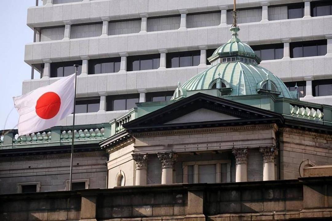[太阳]日本“加快军备扩张”！2025年财政预算申请中，8.84万亿日元防务预算