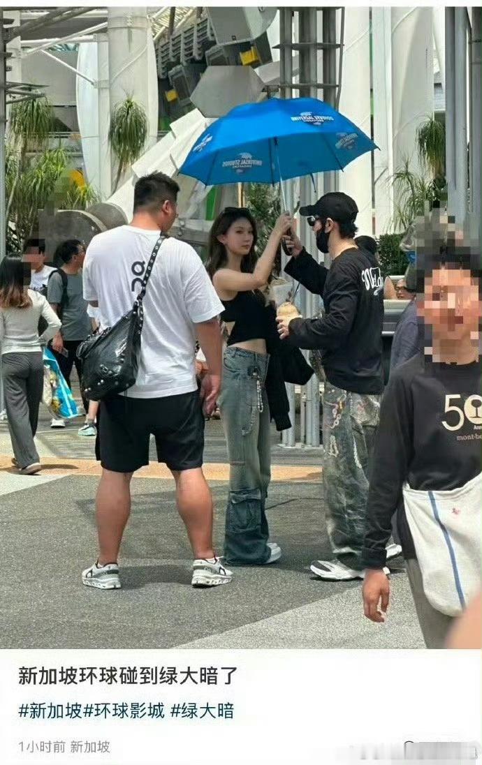 黄晓明与女子同游新加坡？？？？叶珂呢？？？怎么又换了个