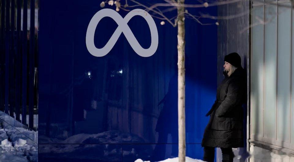 凤凰新闻【大裁员前夜 Meta员工疯狂“薅羊毛”：用福利买苹果耳机、抢零食】气氛