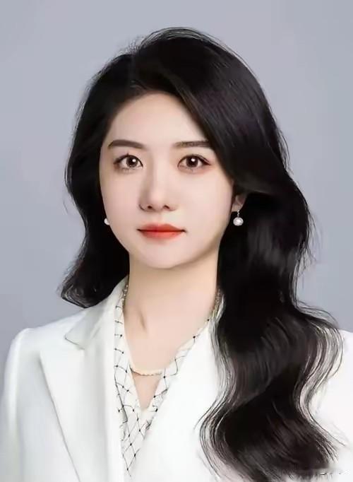 太令人痛心了，又一个知名人物去世，今年才刚刚31岁，她就是著名律师、泰和泰（西安