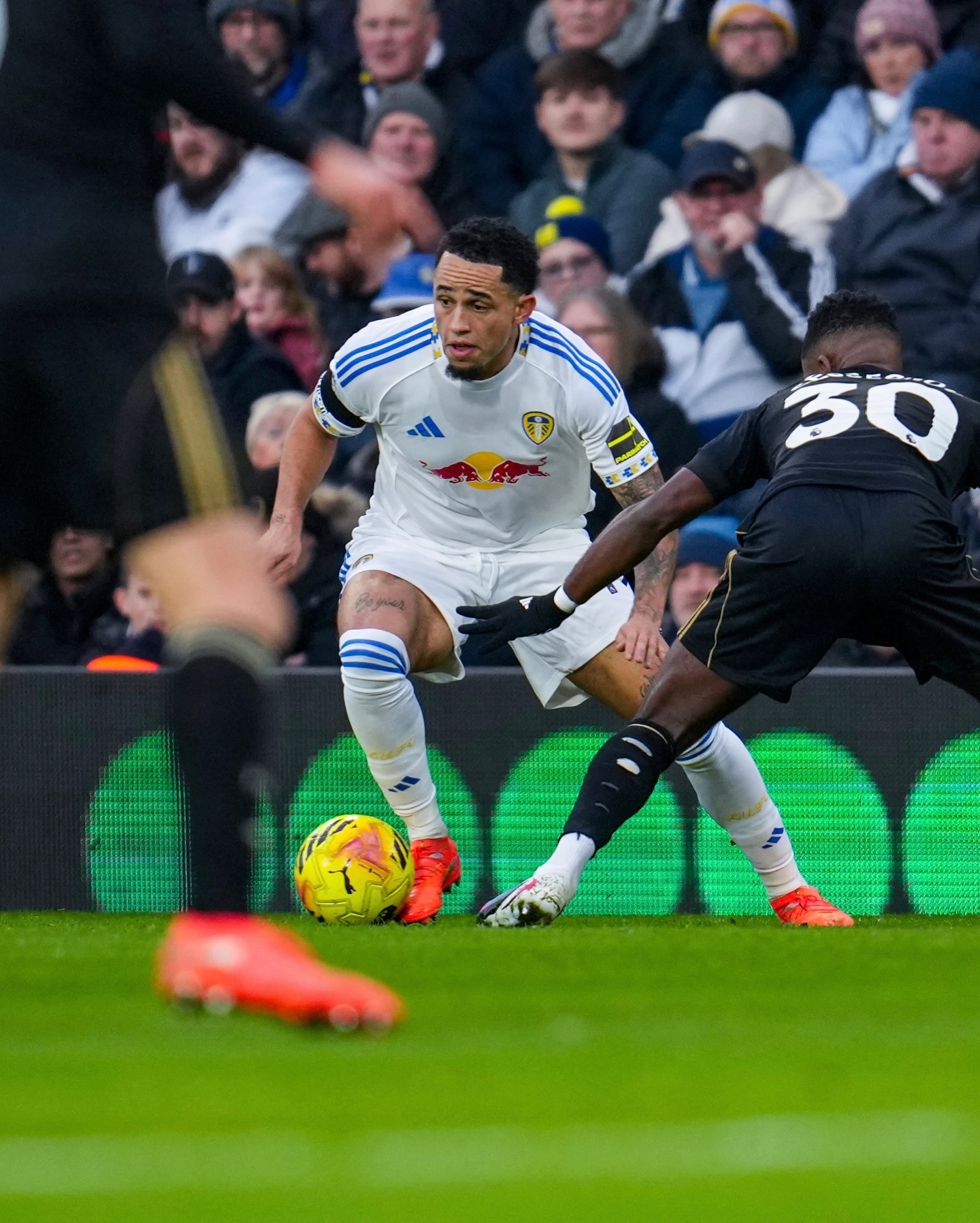 英超 利兹联队主场1：0绝杀富勒姆队，奥卡福🇨🇭首发出场70分钟。